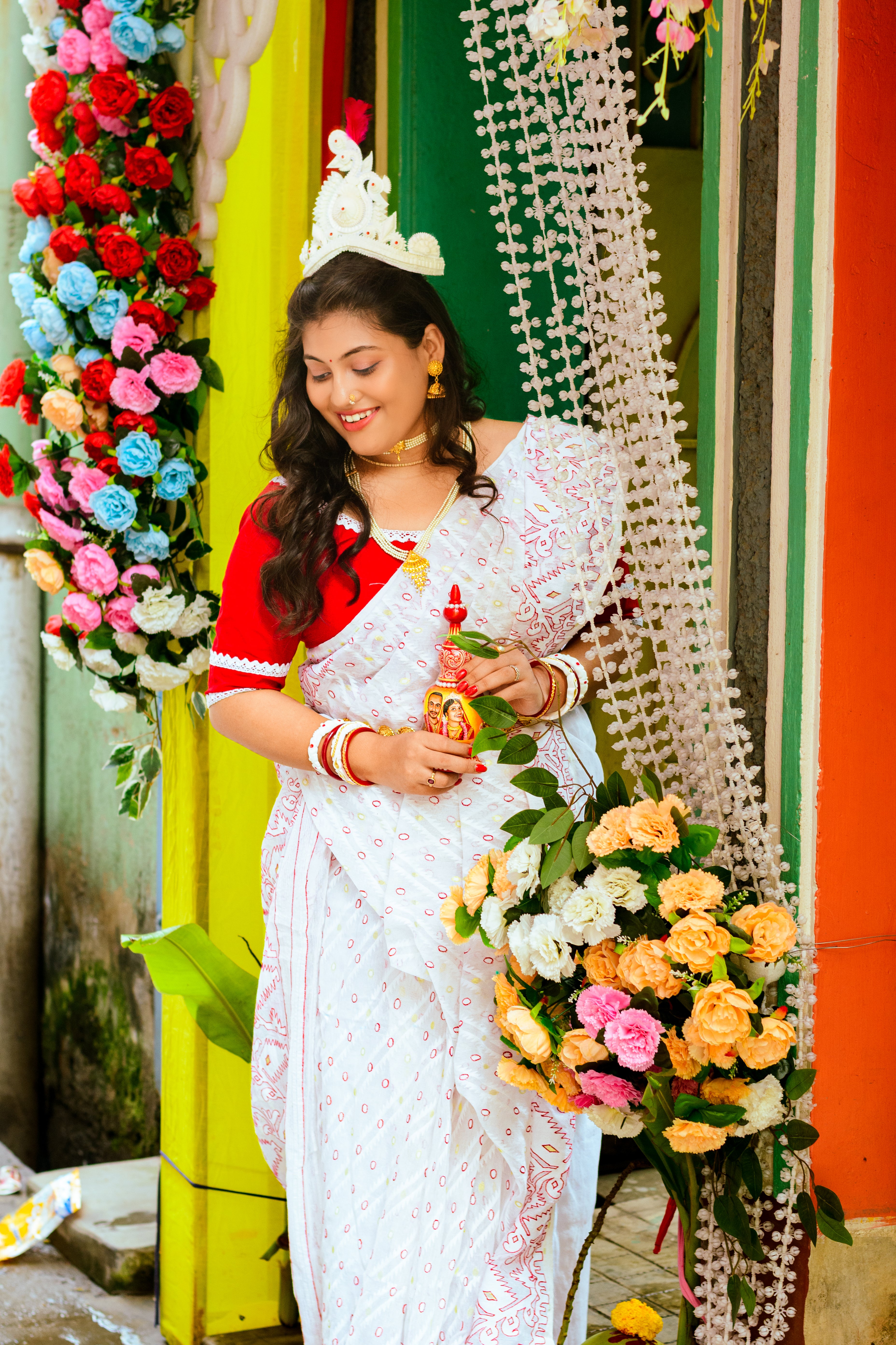 Heritage White Jamdani Saree with Red thread work